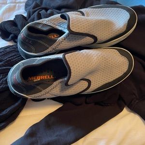 Awesome boys mens Merrell moccasins neoprene water proof active sneaker shoe 7